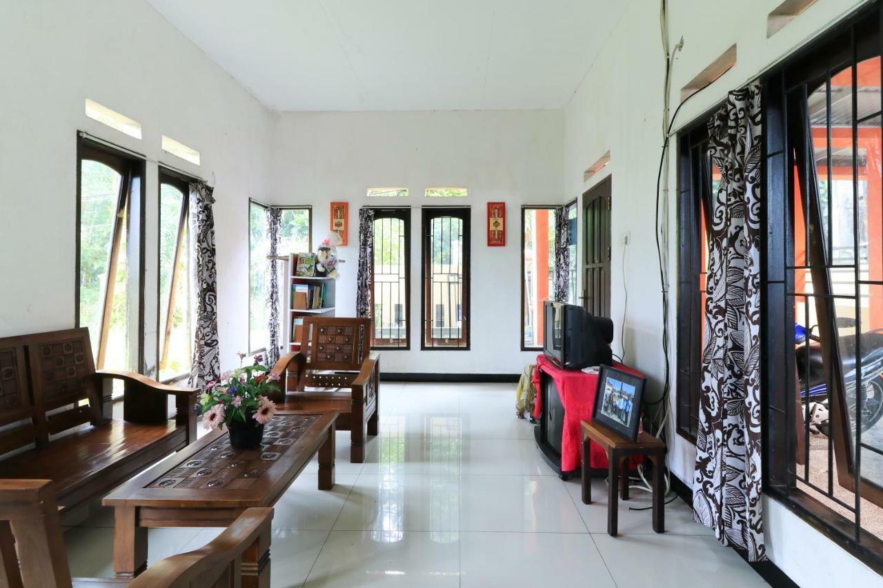 Sentosa 76 Guest House Balikpapan  Exterior foto