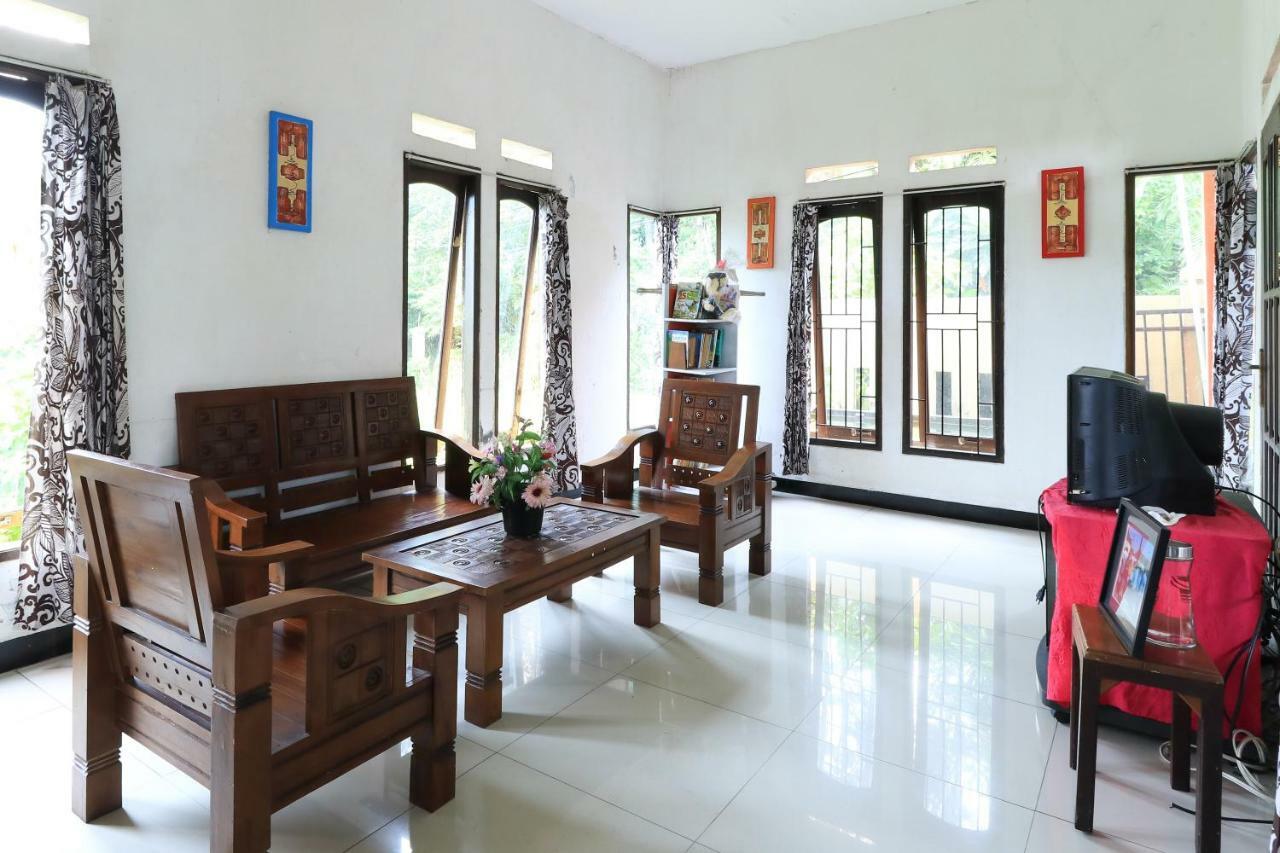 Sentosa 76 Guest House Balikpapan  Exterior foto